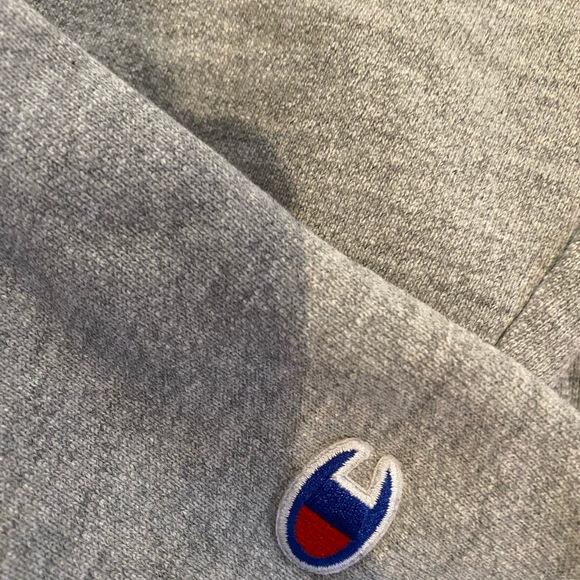 Champion hoodie - Picture 2 of 4